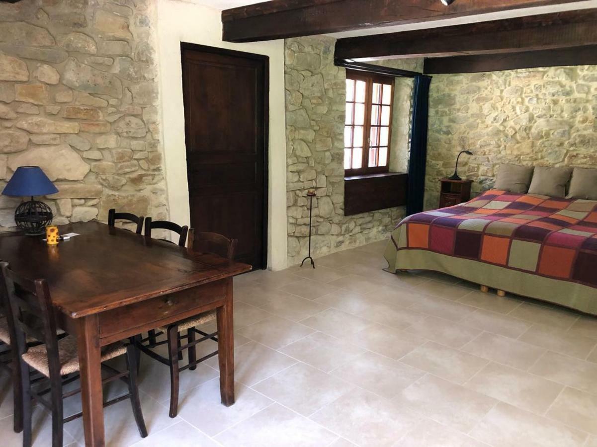 Weekend En Provence Bed & Breakfast Comps  Eksteriør bilde